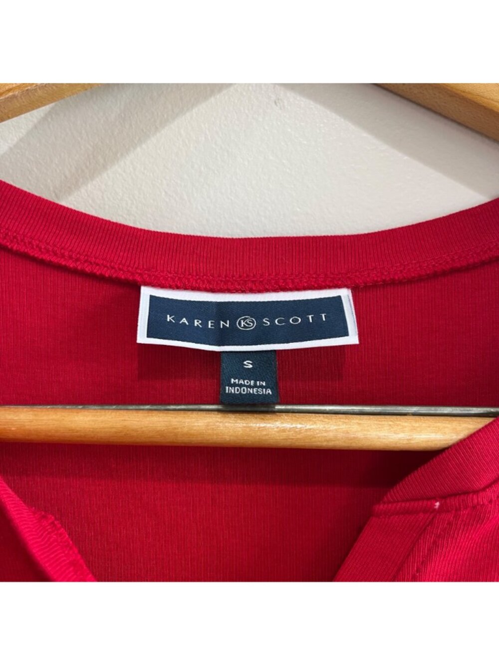 Karen Scott Henley Top Womens S Red V-Neck Short Sleeve 100% Cotton - Picture 3 of 6